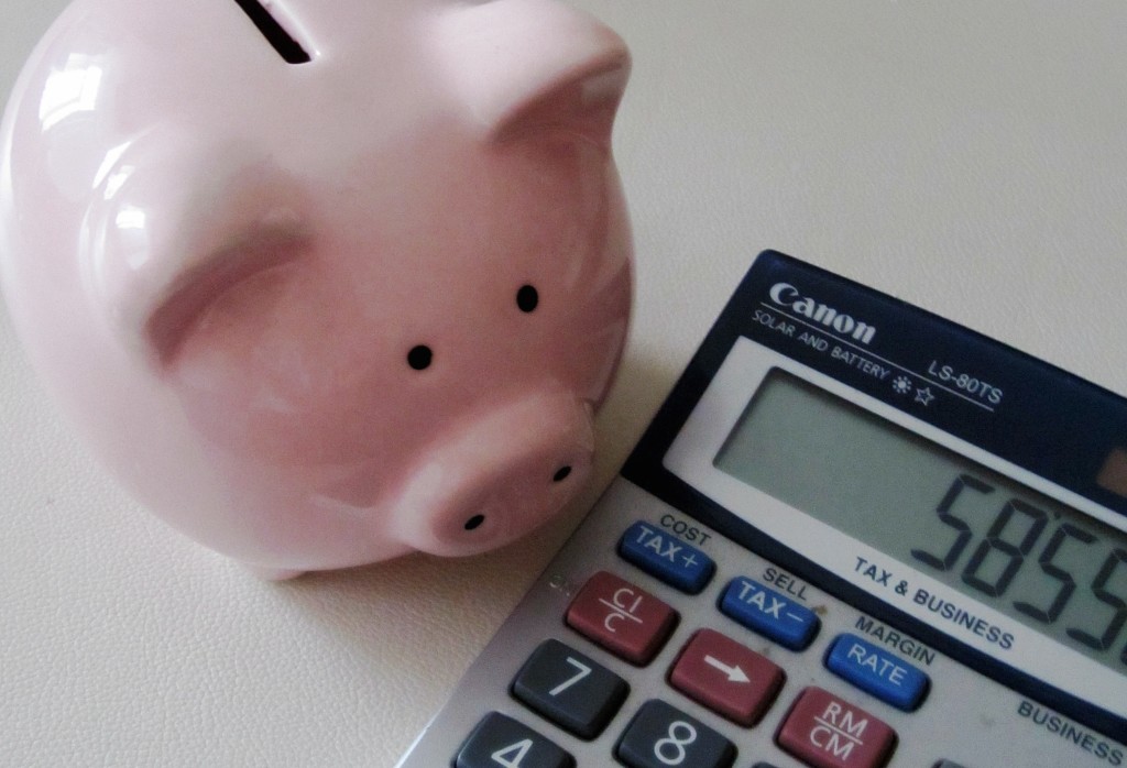 investing-in-property-piggy-bank