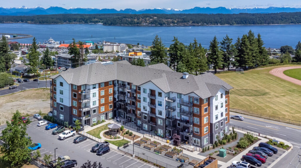 Oceanview-Apartments-Homes​